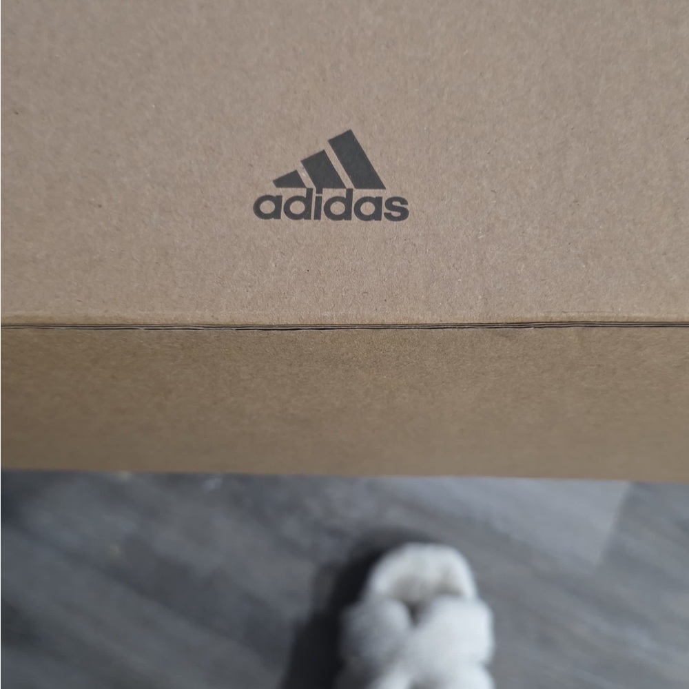 adidas Yeezy Knit Runner Boots Sulfur Men ,Size 9 - Picture 7 of 7